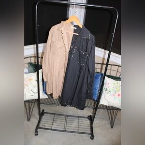 Colorblock Rhinestone Western Button-Down Shirt | Black & Tan Oversized Top